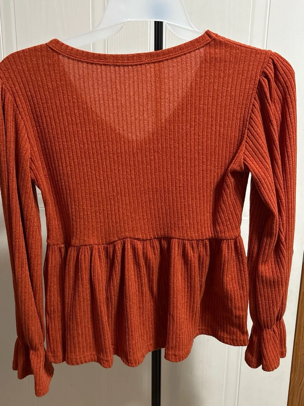 Source Unknown ribbed knit